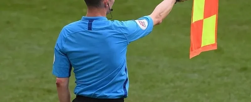 Sơ lược về lỗi việt vị trong bóng đá bạn cần biết